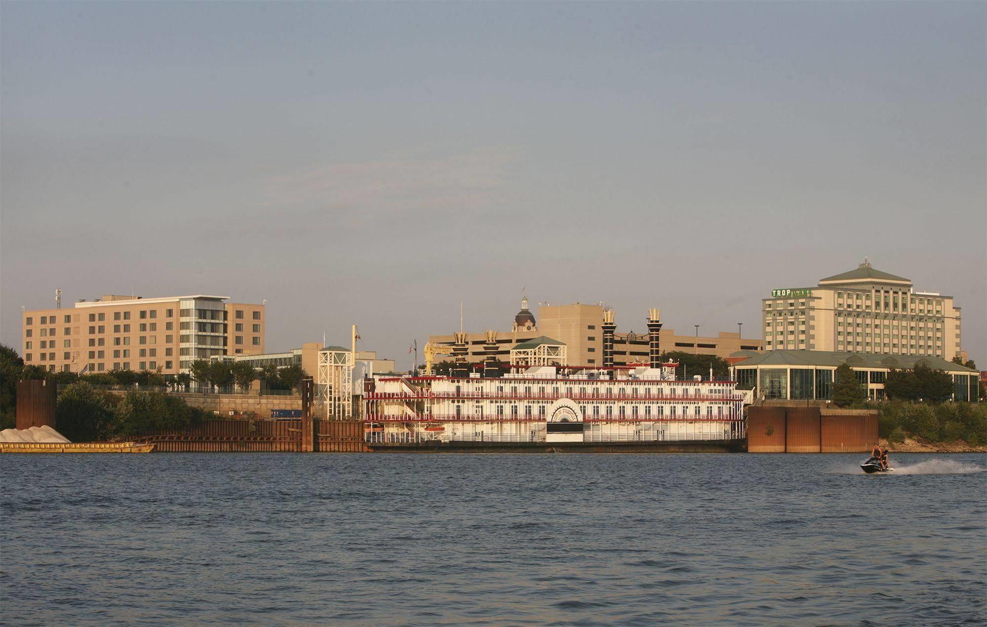 Bally'S Evansville Casino & Hotel 외부 사진